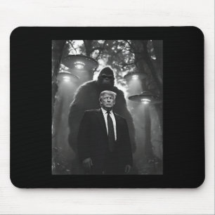 Trump Bigfoot Ufo Alien Encounter Uap Invasion Con Mouse Mat