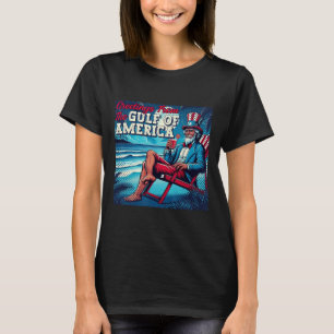 Trump Greeting From The Gulf Beach Of America Patr T-Shirt