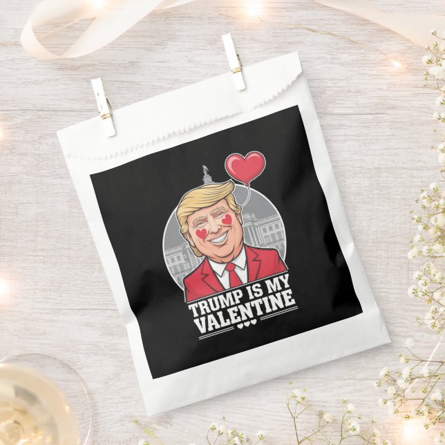 Trump is My Valentine Retro Valentines Day  Favour Bags (Clipped)