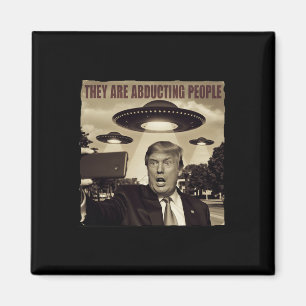 Trump Selfie Ufo Alien Abduction  Magnet
