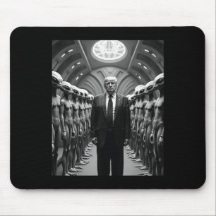 Trump With Aliens Conspiracy Theory Ufo Visitation Mouse Mat