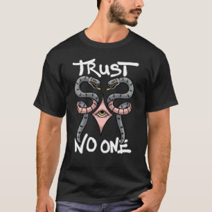 Trust No One streetwear T-Shirt
