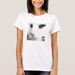 Try Me (light) T-Shirt