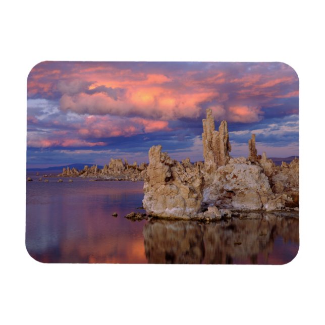 Tufa Formations on Mono Lake Magnet (Horizontal)