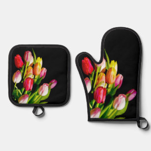 Tulip Bouquet Painting Original Garden Flower Art Oven Mitt & Pot Holder Set