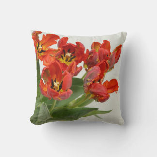Tulip red cushion