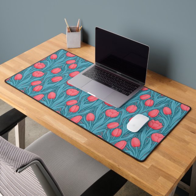 Tulips in blue and red desk mat (Office 2)