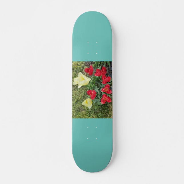 Tulips Skateboard, 7¾" Deck Skateboard (Front)