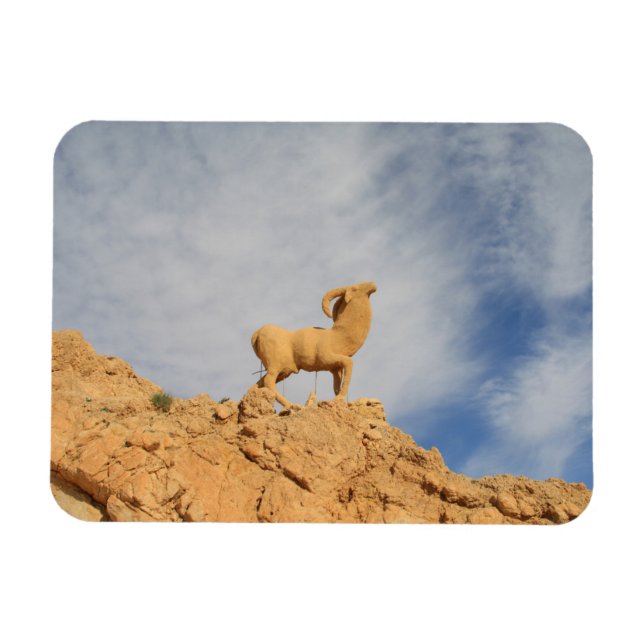 Tunisia goat statue magnet (Horizontal)
