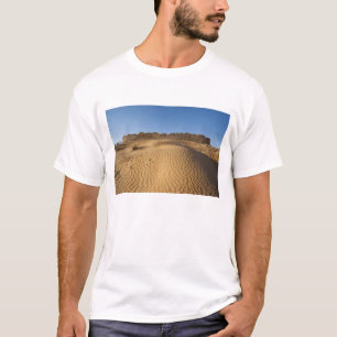 Tunisia, Ksour Area, Ksar Ghilane, Grand Erg 2 T-Shirt