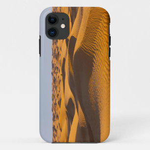 Tunisia, Ksour Area, Ksar Ghilane, Grand Erg 4 iPhone 11 Case