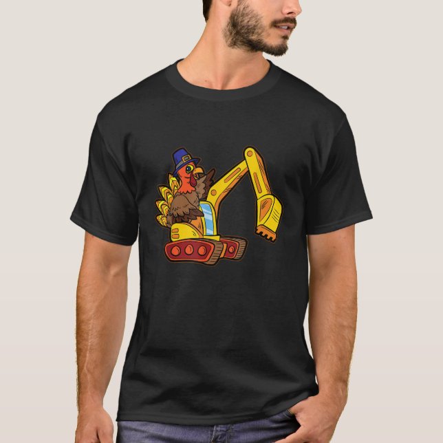 Turkey Riding Excavator Thanksgiving Day Funny Con T-Shirt (Front)
