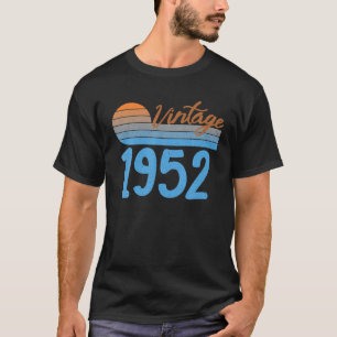 Turning 70 Birthday T Vintage Retro1952 Birthday T-Shirt