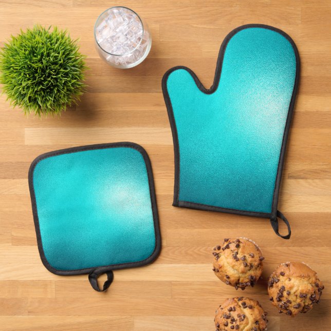 Turquoise Chic Aqua Blue Oven Mitt & Pot Holder Set (Top Down)