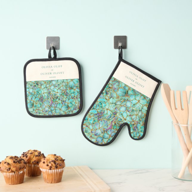 Turquoise Flowers Wedding  Oven Mitt & Pot Holder Set (Insitu(Hanging))