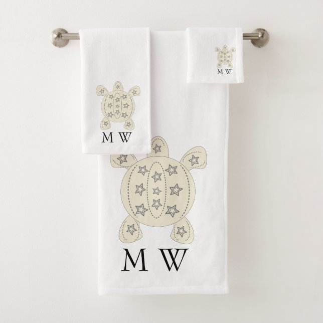 Turtle Design Monogrammed Bath Towel Set (Insitu)