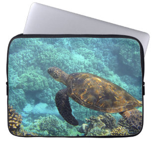turtle in the sea laptop sleeve
