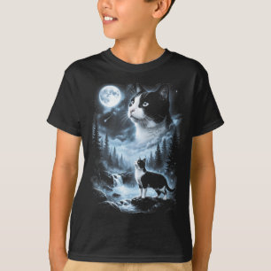 Tuxedo Cat Howling At Moon 90s Retro T-Shirt