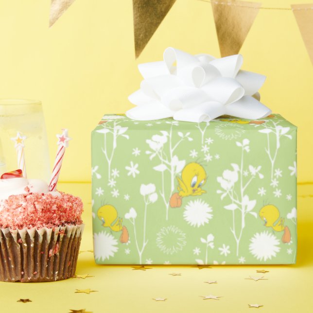 TWEETY™ Springtime Vibes Wrapping Paper (Birthday Party)