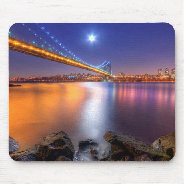 Twilight, George Washington BridgePalisades, NJ. Mouse Mat (Front)