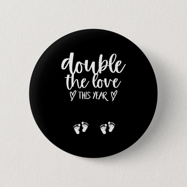 Twin Pregnancy Valentines Day Baby Announcement  6 Cm Round Badge (Front)