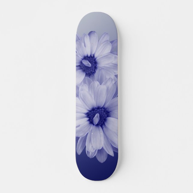 twisted blue petals skateboard (Front)