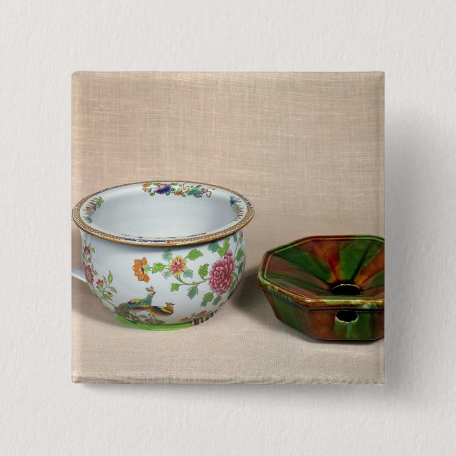 Two chamber pots 15 cm square badge (Front)