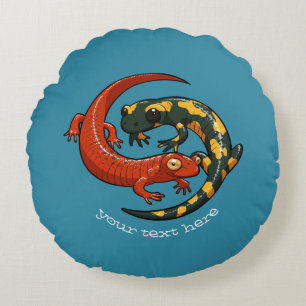 Two Entwined Smiling Salamander Friends Cartoon Round Cushion