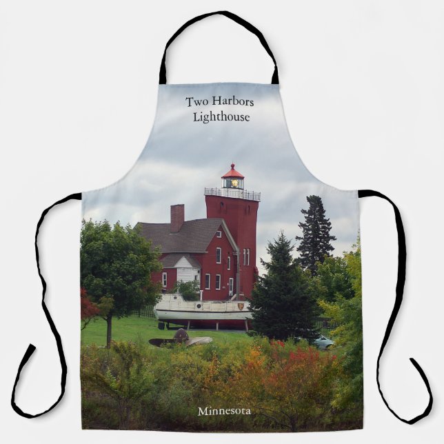 Two Harbours Lighthouse & Boat apron (Front)