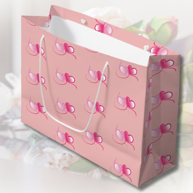 Two Hearts Meet as One Large Gift Bag (Creator Uploaded)