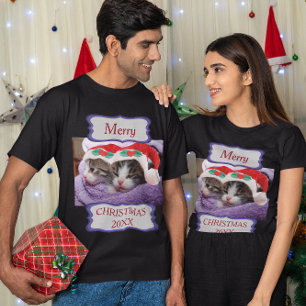 Two Kittens Santa Hats Merry Christmas 20XX Unisex T-Shirt