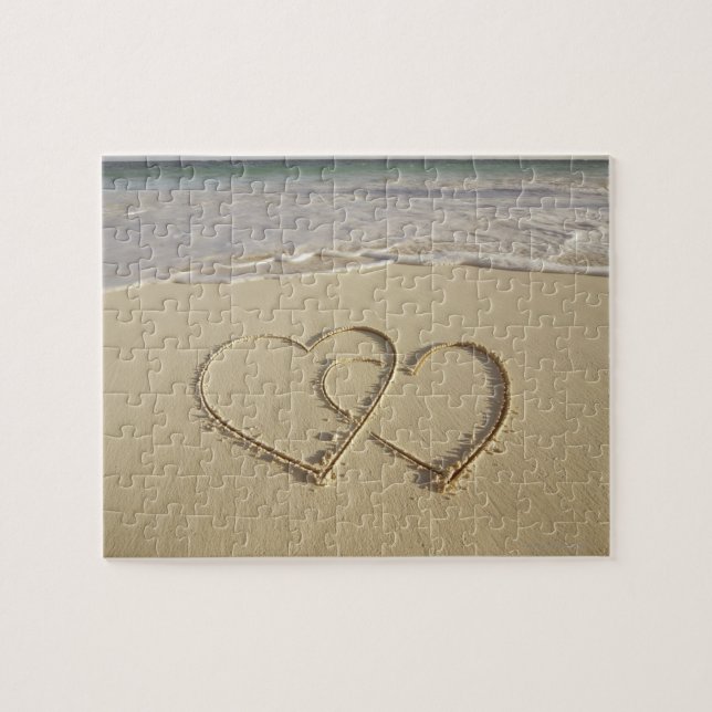 Two overlying hearts drawn on the beach jigsaw puzzle (Horizontal)