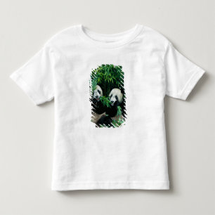 Two pandas eating bamboo together, Wolong Toddler T-Shirt