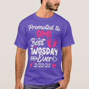 Twosday Promoted To Omi Grandma New Baby Announcem T-Shirt