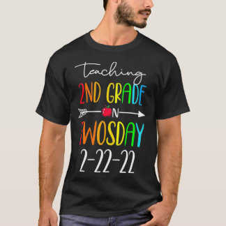 Twosday Tuesday February 22nd 2022 Cute 22222 Seco T-Shirt