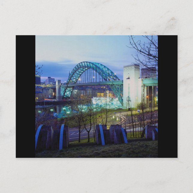 Tyne Bridge, Newcastle-Upon-Tyne, England Postcard (Front)