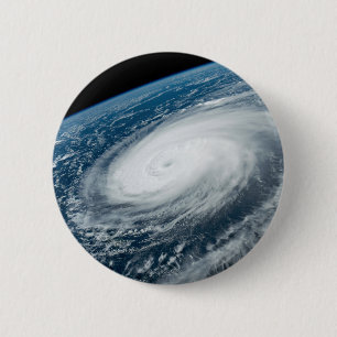 Typhoon Hinnamnor. 6 Cm Round Badge