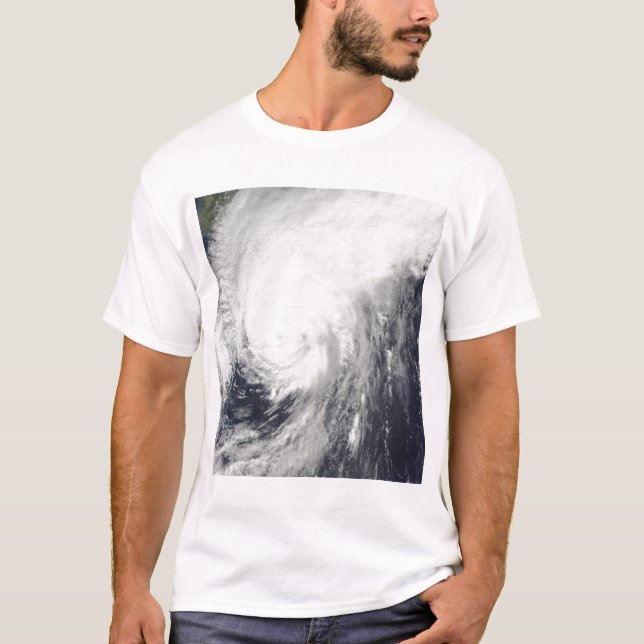 Typhoon Melor approaching Japan T-Shirt (Front)