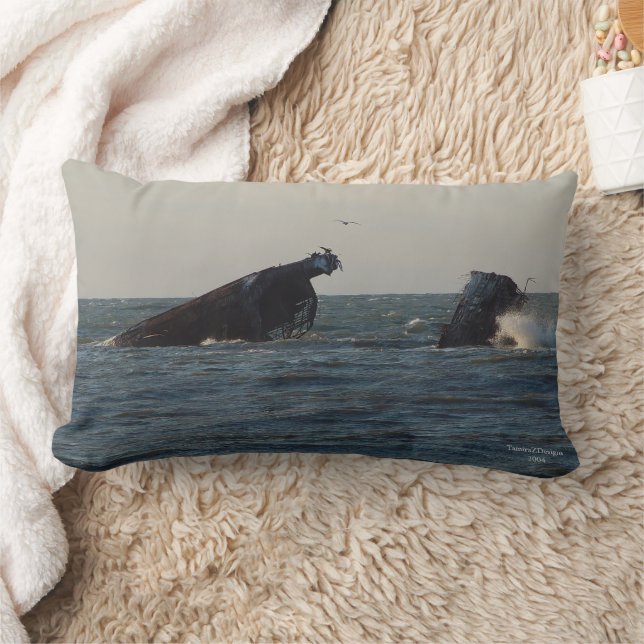 U.S.S. Atlantus Concrete Shipwreck, NJ  Pillow (Blanket)