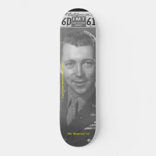 UFOS ARE REAL Skateboard