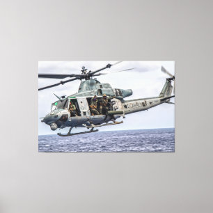 UH-1Y VENOM 40x60 Canvas Print