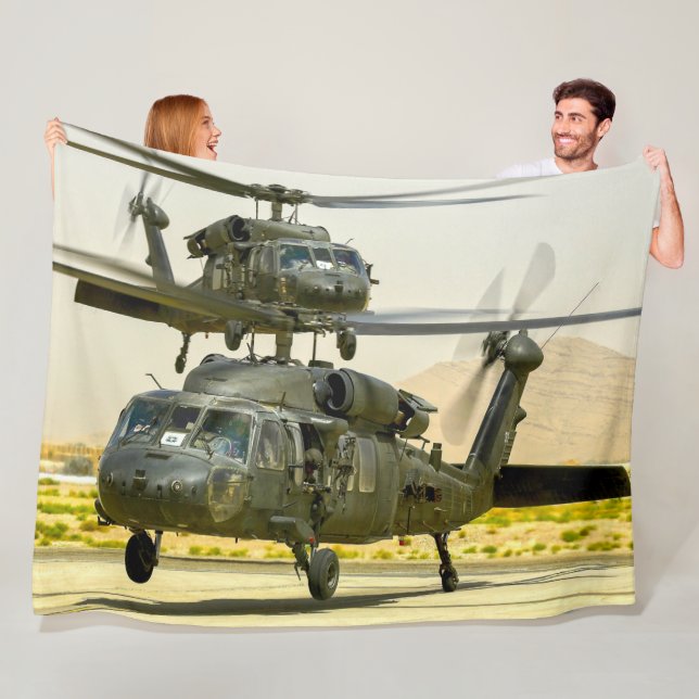 UH-60M BLACK HAWK FLEECE BLANKET (In Situ)