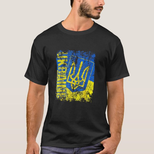 Ukraine Flag Ukrainian Love Proud To Be Ukrainian T-Shirt (Front)
