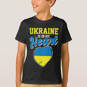 Ukraine Is In My Heart Proud Ukrainian Traveler Va T-Shirt