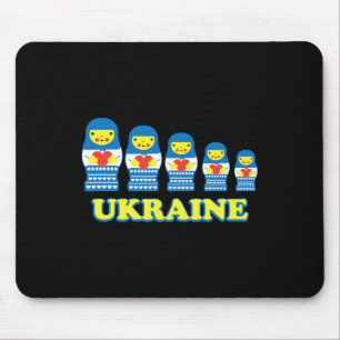 Ukraine Matryoshka Nesting Dolls Hold Hearts Mouse Mat