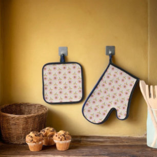 Ukrainian Folk Cross Stitch Floral Pattern Oven Mitt & Pot Holder Set