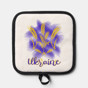 Ukrainian trident made of wheat ear pot holder