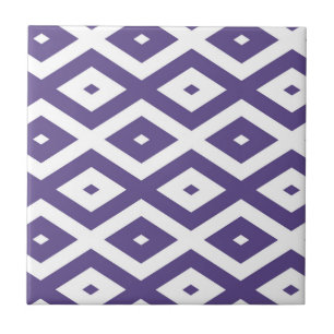 Ultra violet and white diamond pattern tile
