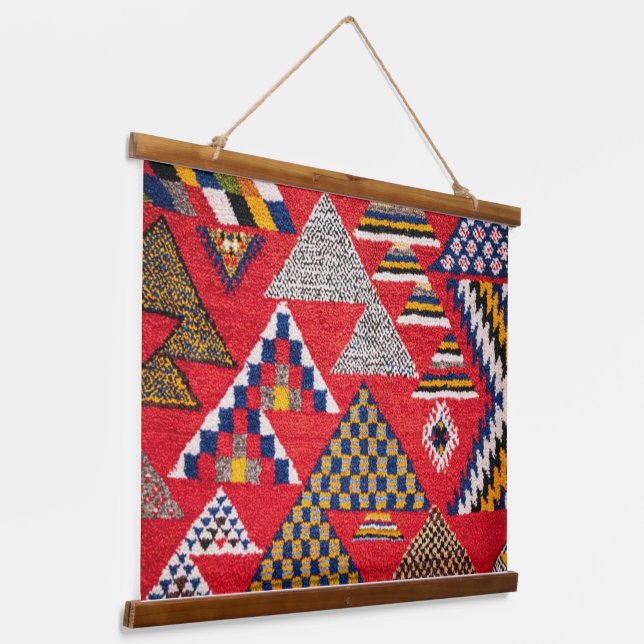 Un tapis mural inspiré du motif du tapis marocain hanging tapestry (Angled)