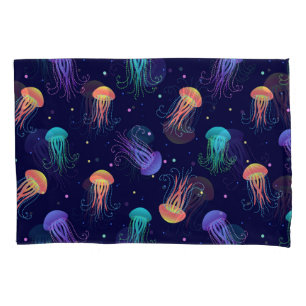 Underwater jellyfish world: bright pattern. pillowcase